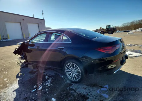 2025 Mercedes-Benz Cla 250 4Matic z USA, uszkodzony, nr VIN W1K5J4HB2SN520132